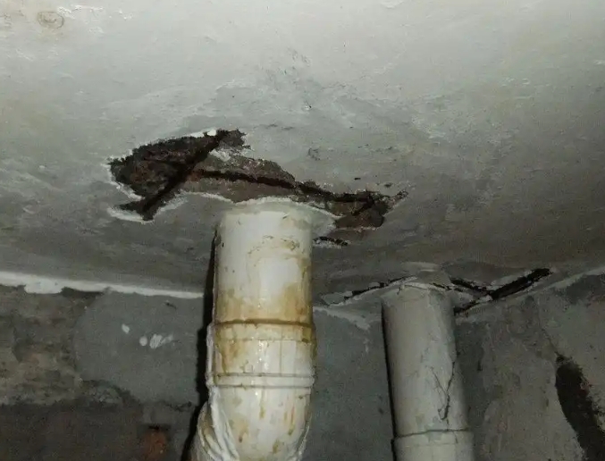 锡林浩特卫生间漏水维修公司浅析锡林浩特卫生间渗水维修的方法